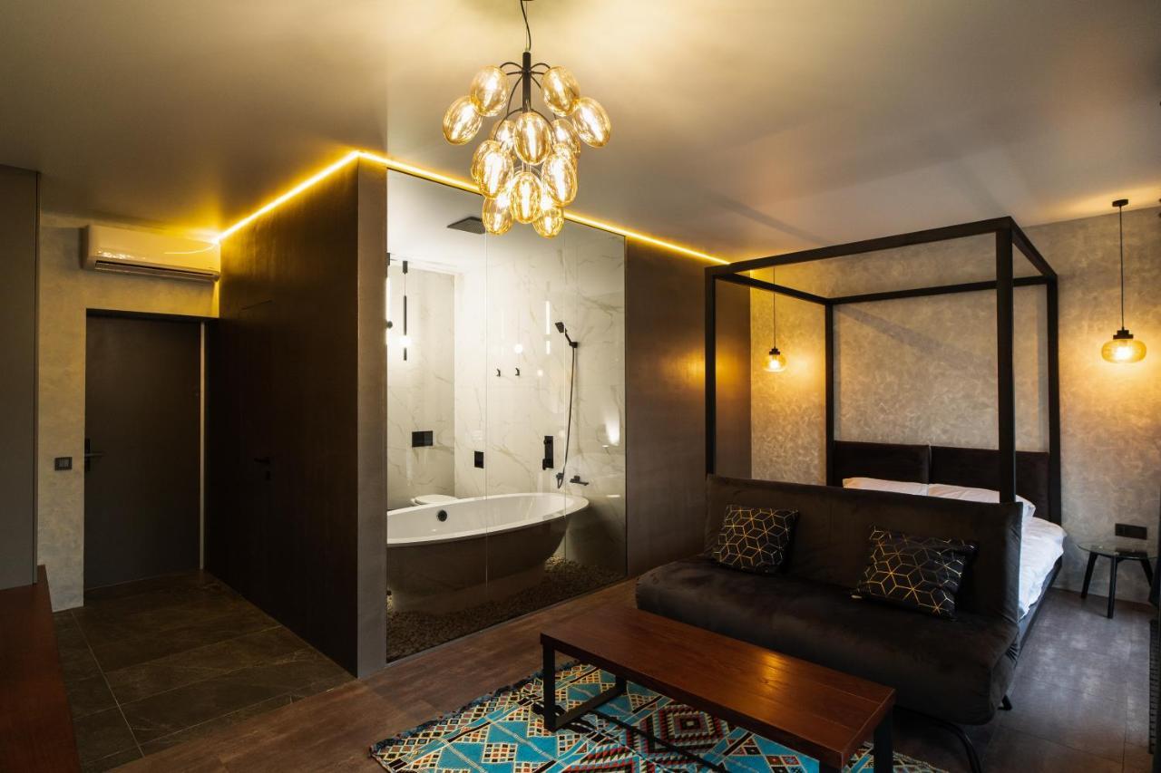 Sofa Boutique Hotel & Spa Szumi Kültér fotó
